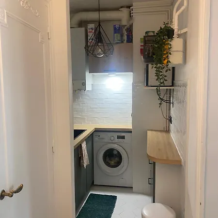 Friendly Flat In Montmartre